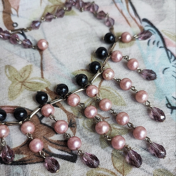 Cascading Gold Tone Lilac Teardrop Glass Beaded Necklace Faux Pink Pearls J Hook - Picture 4 of 7